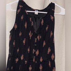 Size small Old Navy dress.